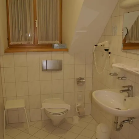 מלון Landgasthof Zum Alten Gut