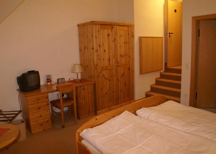 Landgasthof Zum Alten Gut Hotel 2*