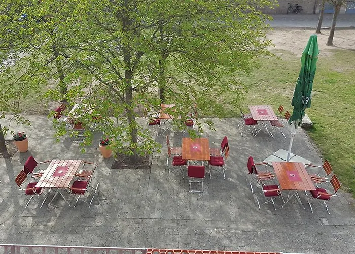 Landgasthof Zum Alten Gut Hotel 2*